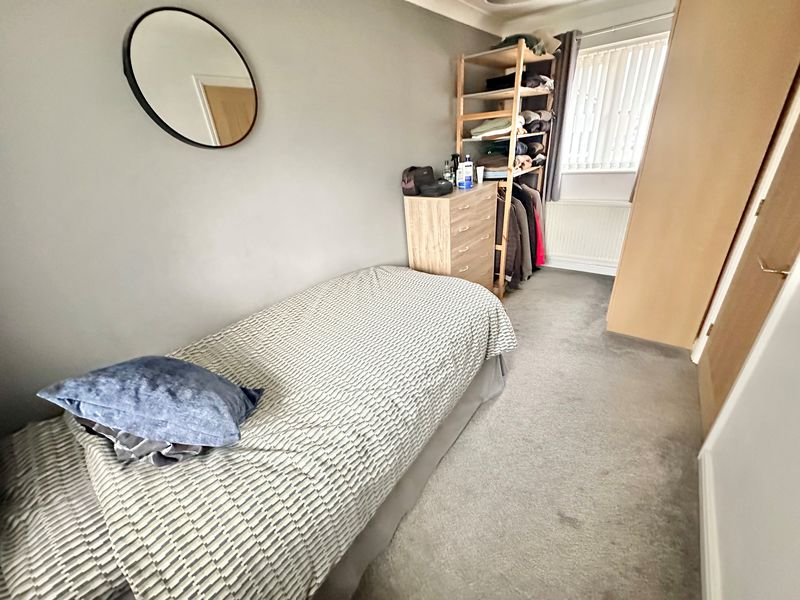 Everest Close Great Sutton